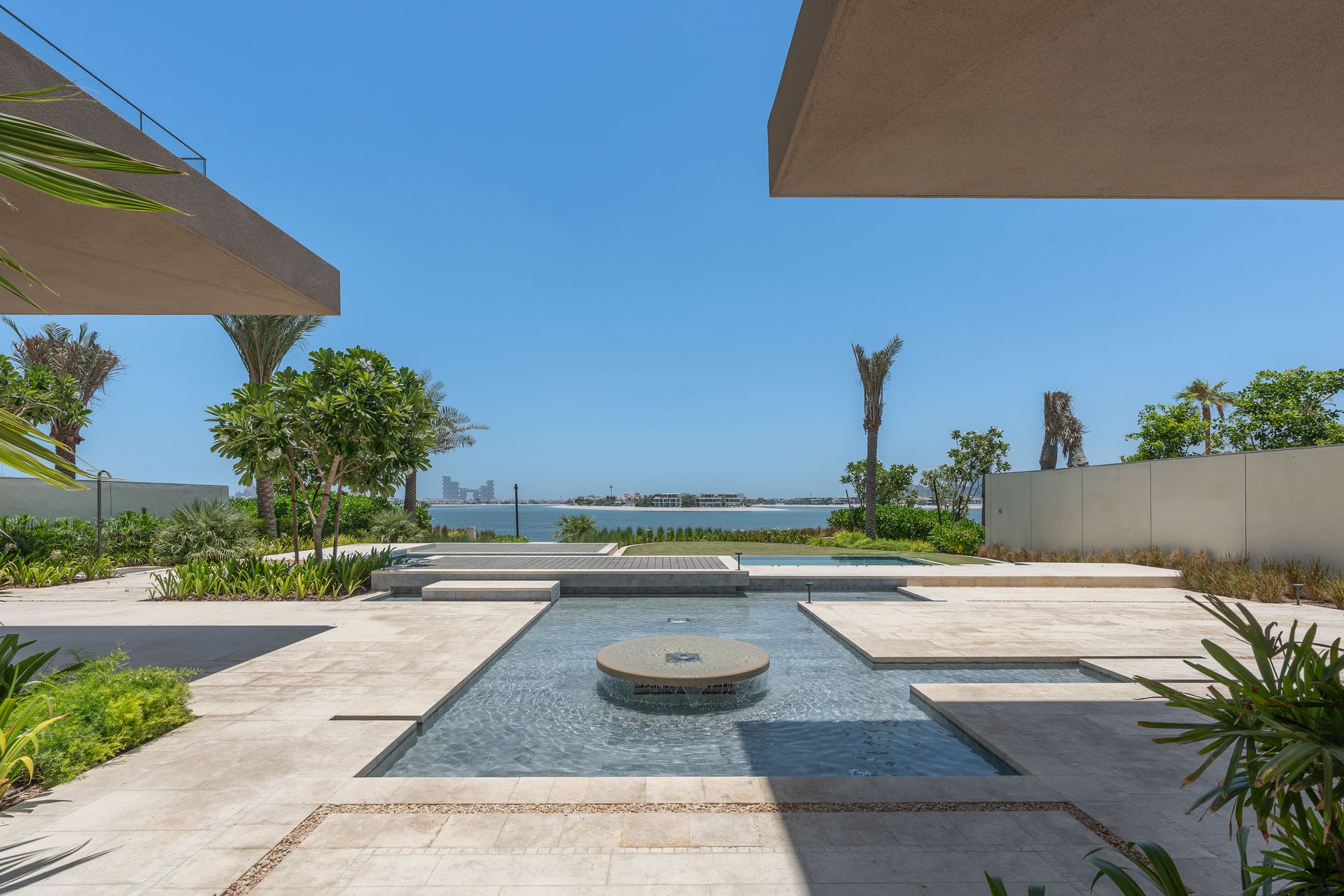 Stunning Villa in Prime Beachfront Location