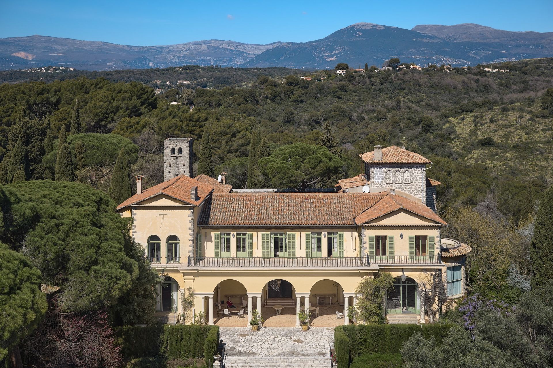 Domaine des Aspres exceptional estate for sale on the French Riviera, near Cap …