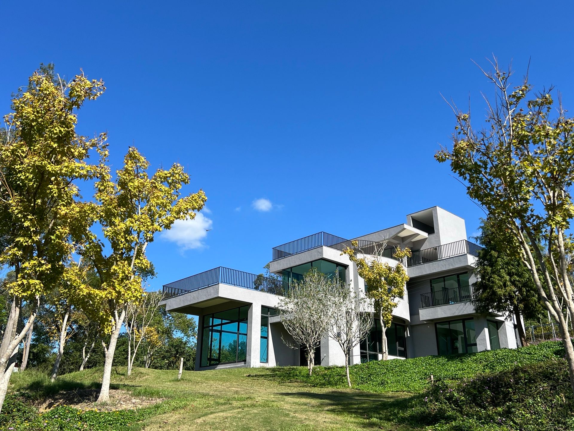 Dragon Gate Villa