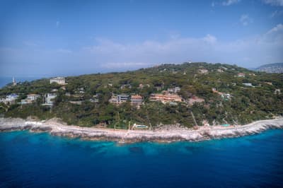Luxury sea-view villa for sale in Saint-Jean-Cap-Ferrat – 550 sqm, guest house,…