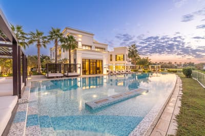 Rare Bespoke Mansion on the Golf Course