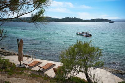 Luxury villa facing the sea - Les Parcs de Saint Tropez.